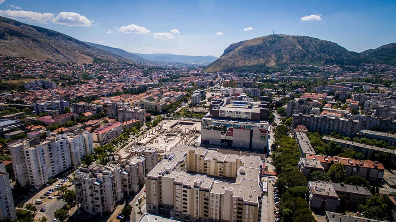 Tko može preživjeti stanarinu od 900 KM? Mostar, grad u kojem je krov nad glavom postao luksuz